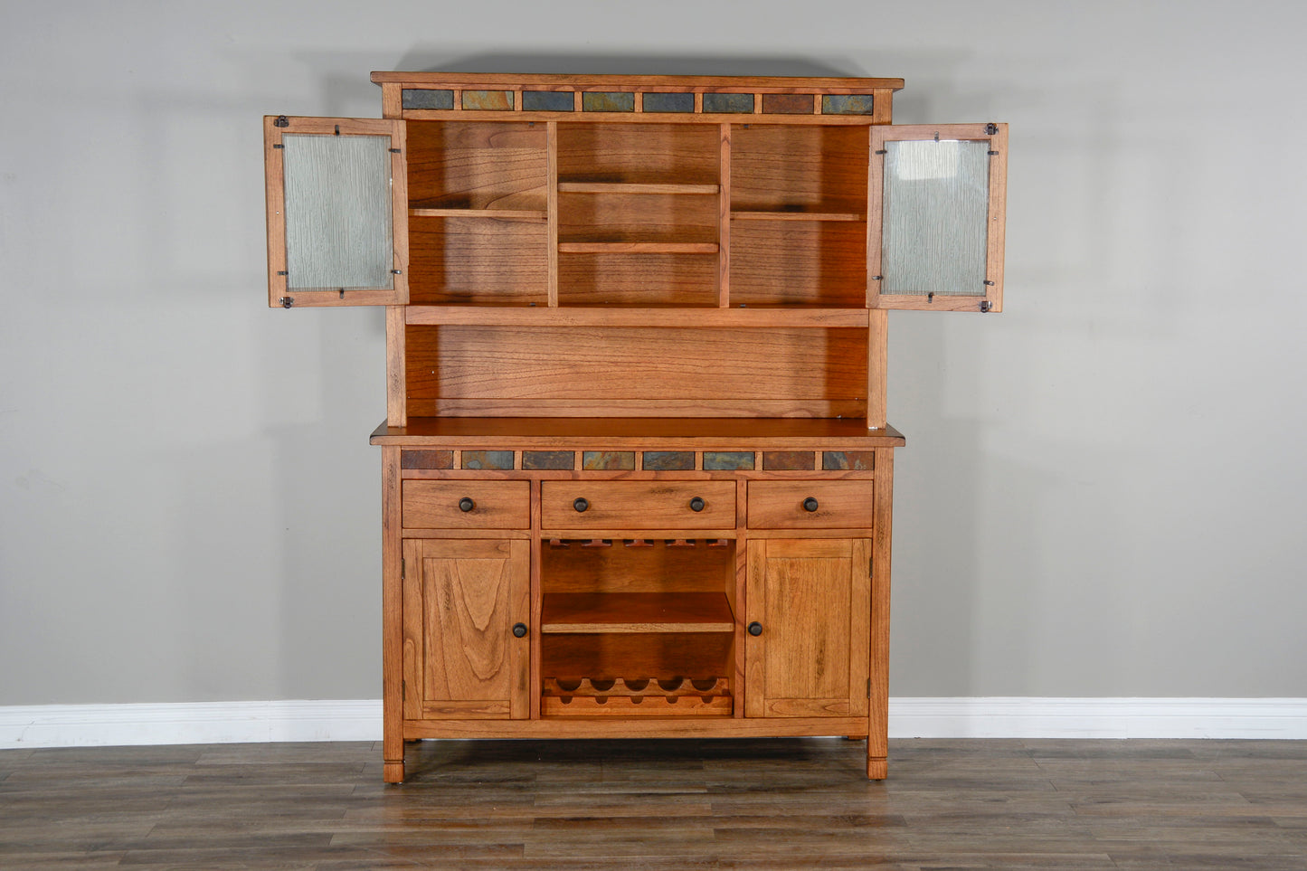 Sedona - Buffet & Hutch - Rustic Oak