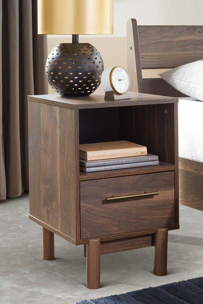 Calverson - Mocha - One Drawer Night Stand - Medium