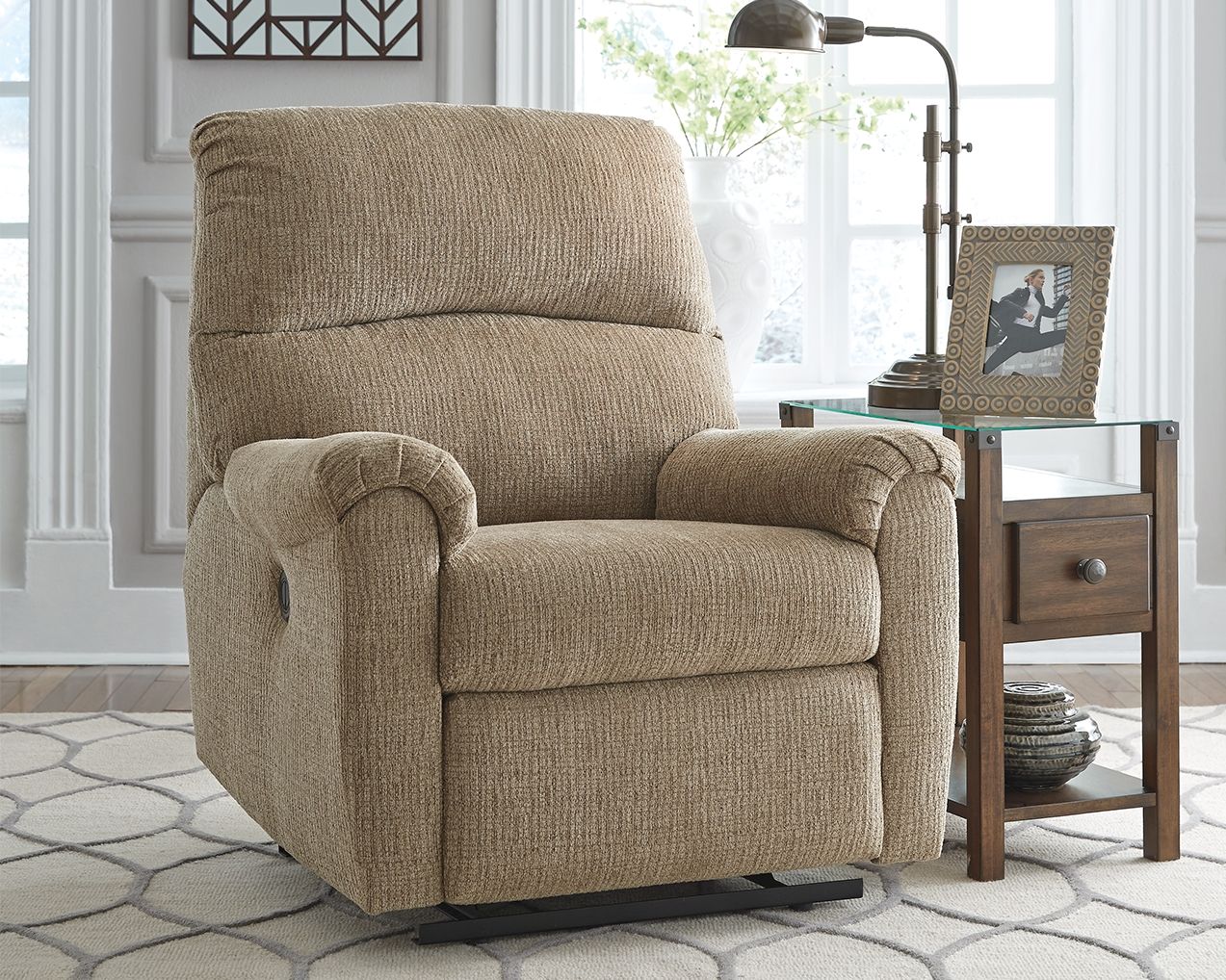 McTeer - Power Recliner